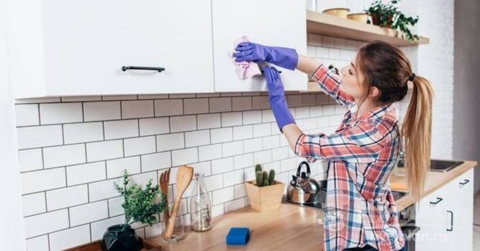 Как отмыть кухонную мебель от жира, грязи и липкого налета