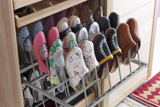 Простые и эффективные способы хранения обуви без использования коробок - практичные идеи для организации обувного пространства